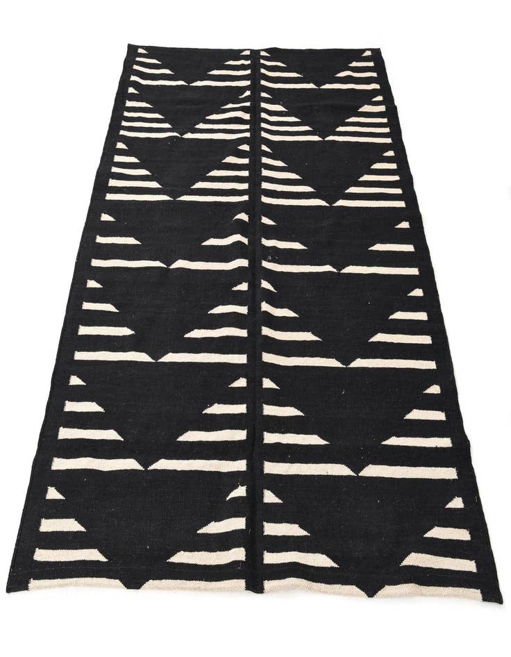 Detail image of 5' 3 x 6' 4  Hand Woven Kilim Modern Wool Rug