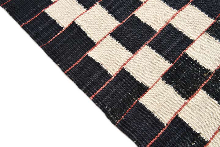 4' 5 x 6' Hand Woven Kilim Modern Wool Rug