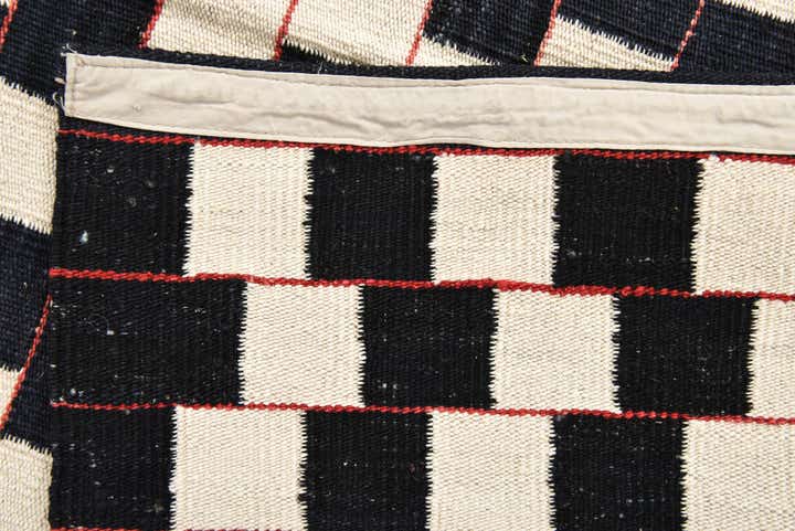4' 5 x 6' Hand Woven Kilim Modern Wool Rug