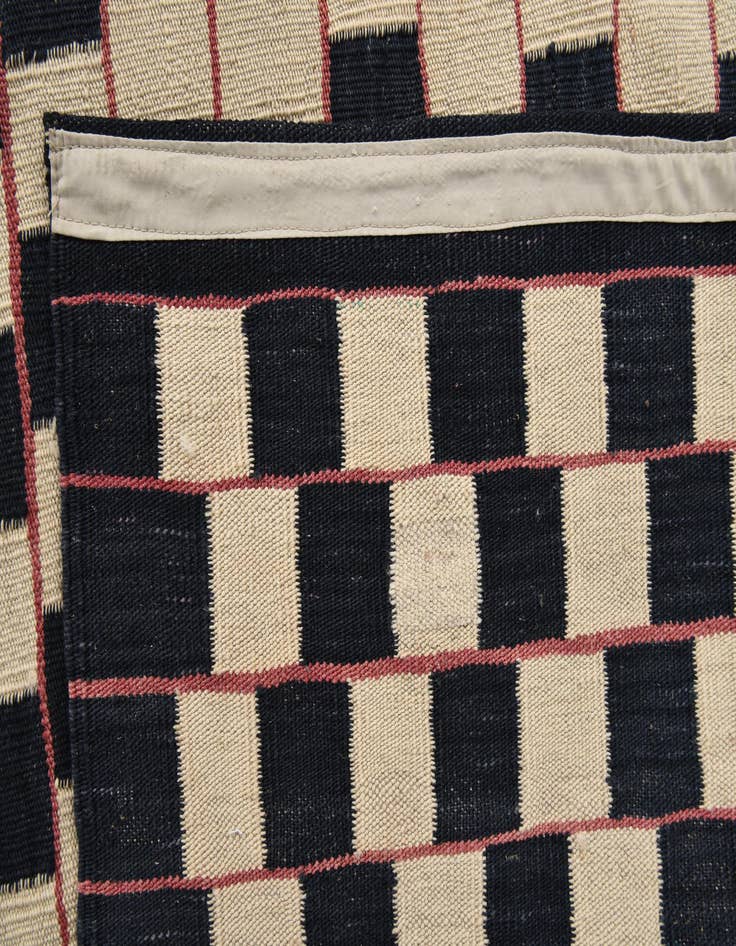 Detail image of 6' 2 x 9' 7  Hand Woven Kilim Modern Wool Rug