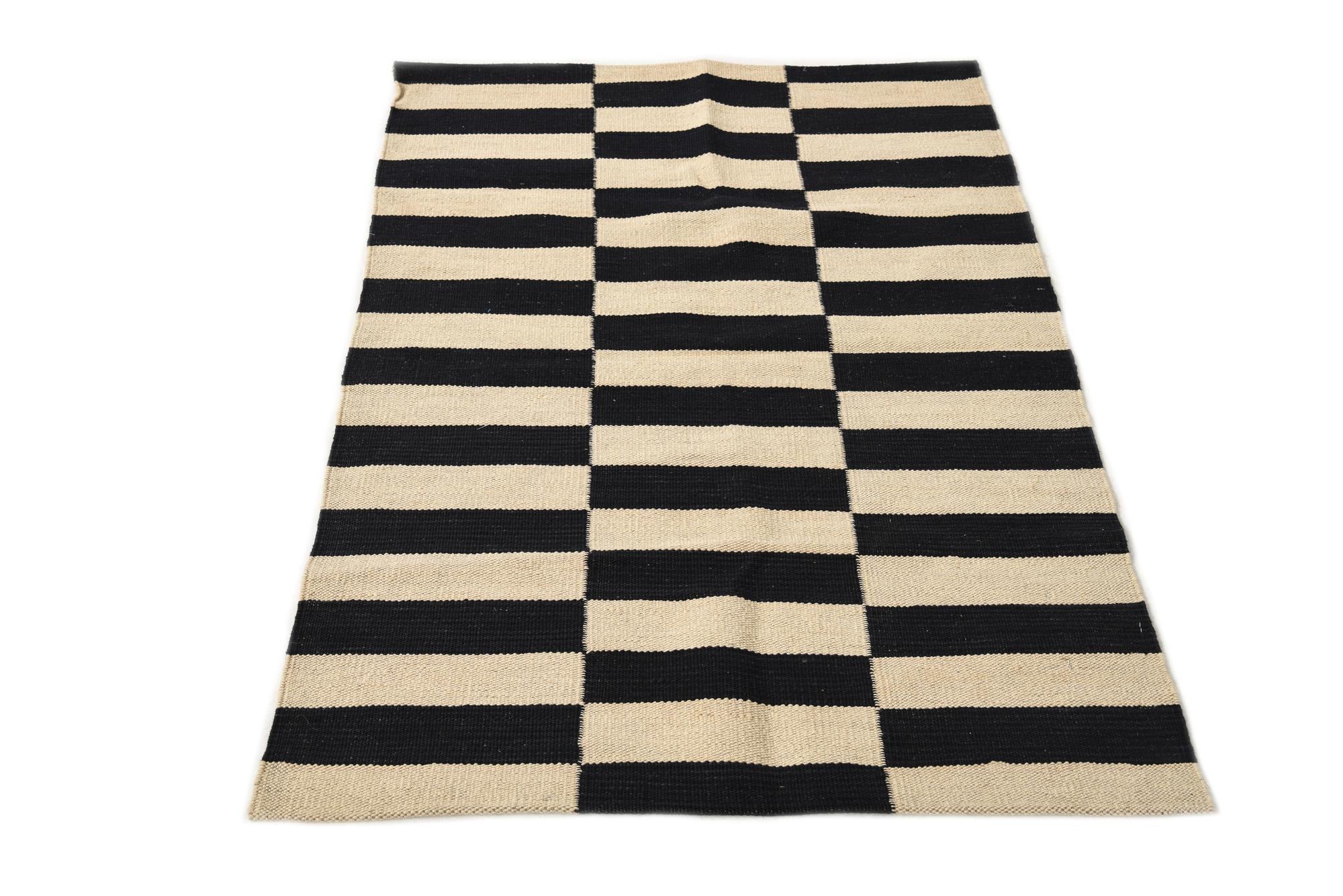 2' 7 x 3' 10 Hand Woven Kilim Modern Wool Rug