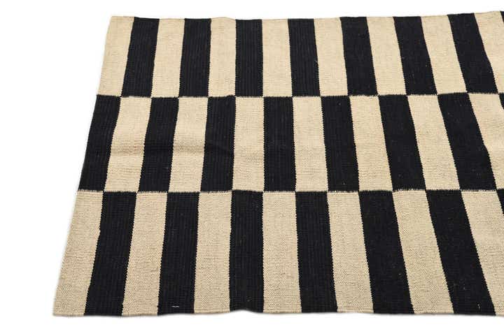 2' 7 x 3' 10 Hand Woven Kilim Modern Wool Rug