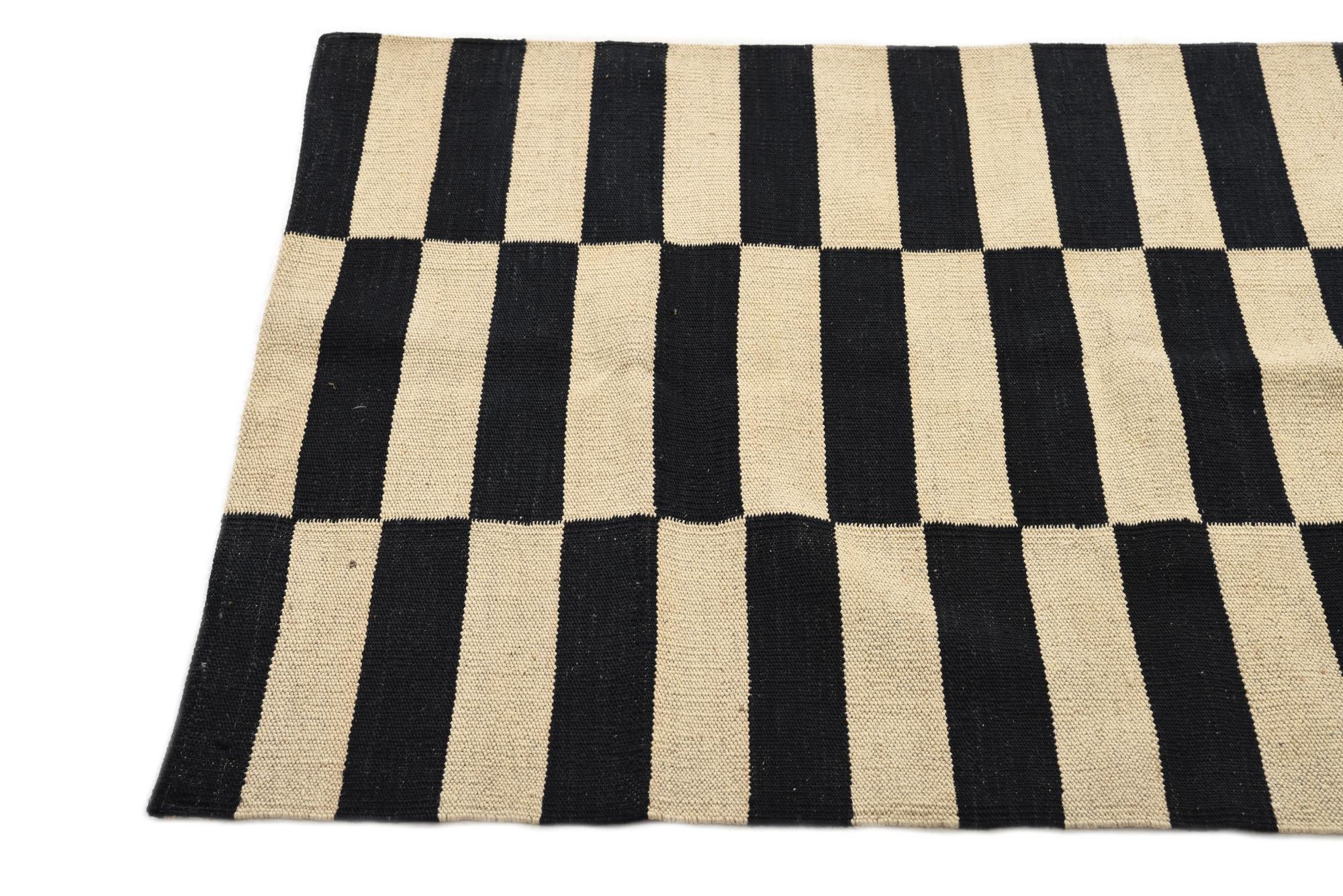 2' 7 x 4' Hand Woven Kilim Modern Wool Rug