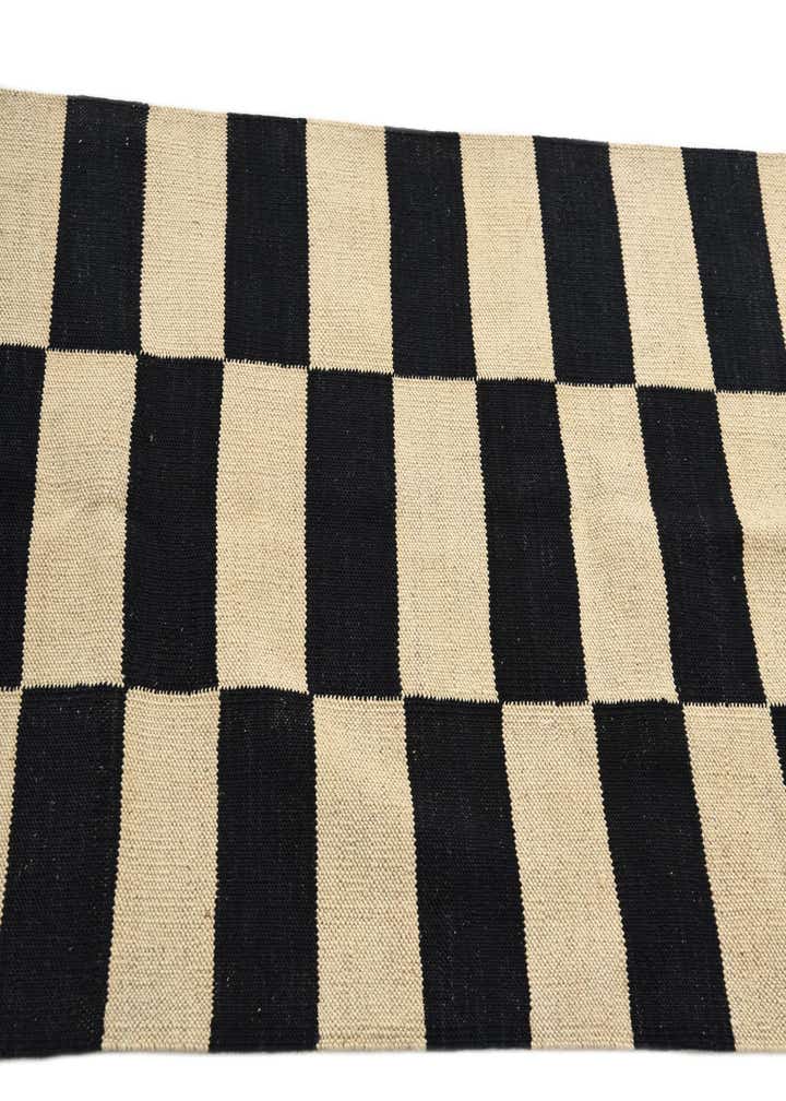 2' 7 x 4' Hand Woven Kilim Modern Wool Rug