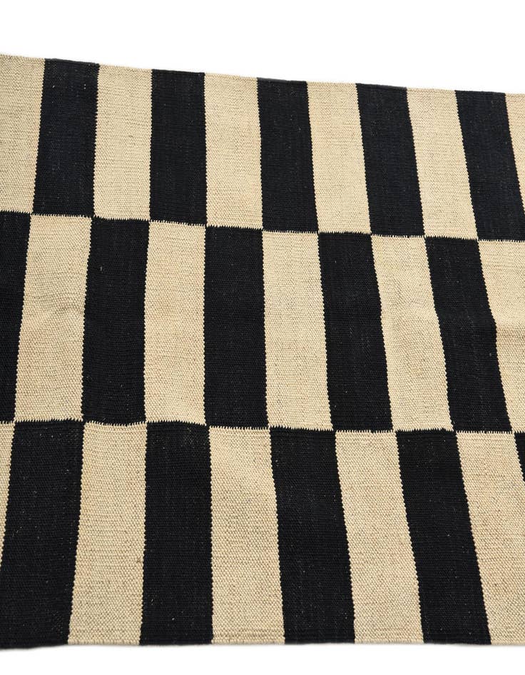 Detail image of 2' 7 x 4' Hand Woven Kilim Modern Wool Rug