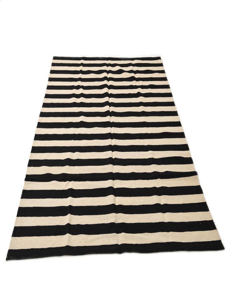 Detail image of 5' 6 x 8' 1  Hand Woven Kilim Modern Wool Rug