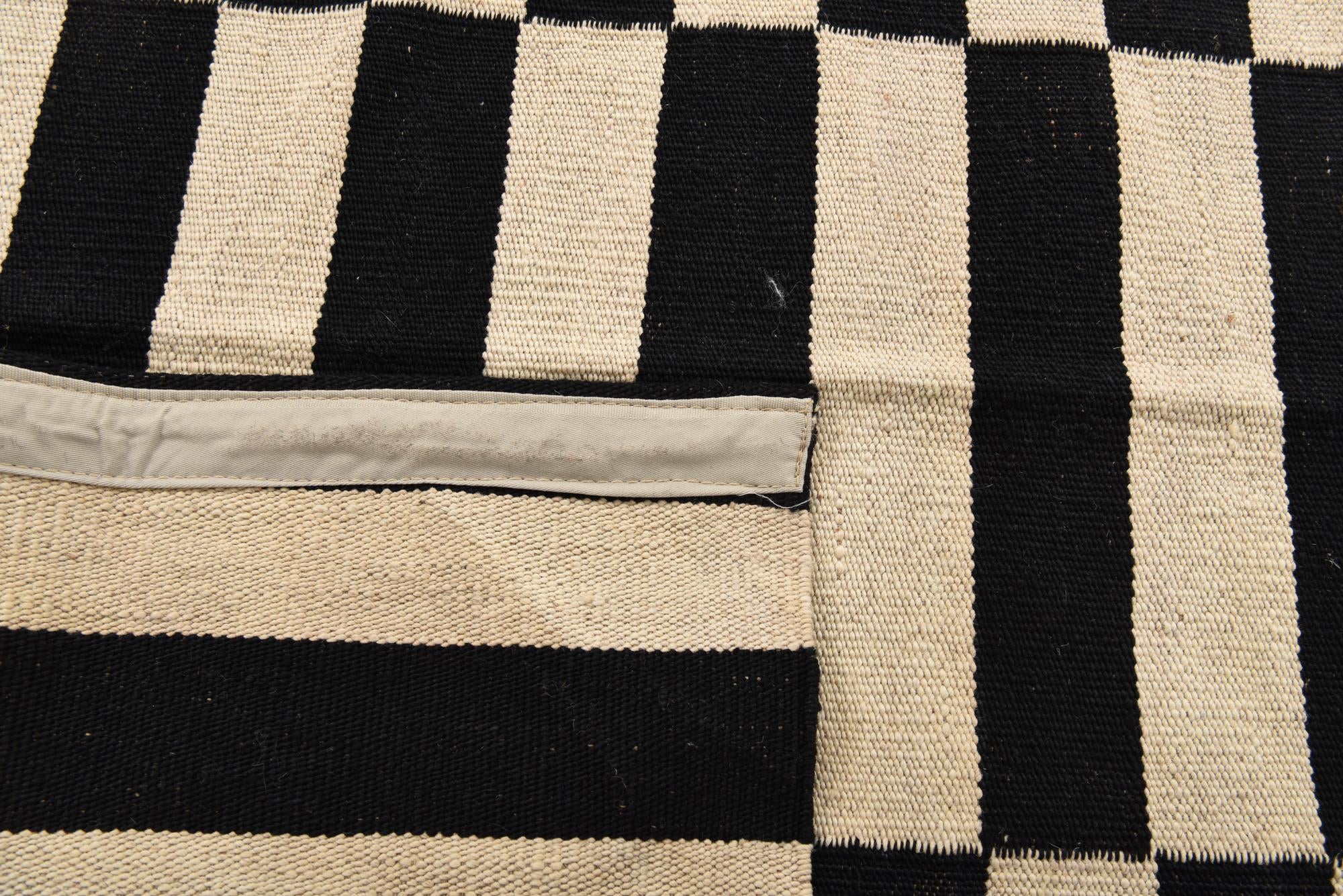 3' 3 x 5' Hand Woven Kilim Modern Wool Rug