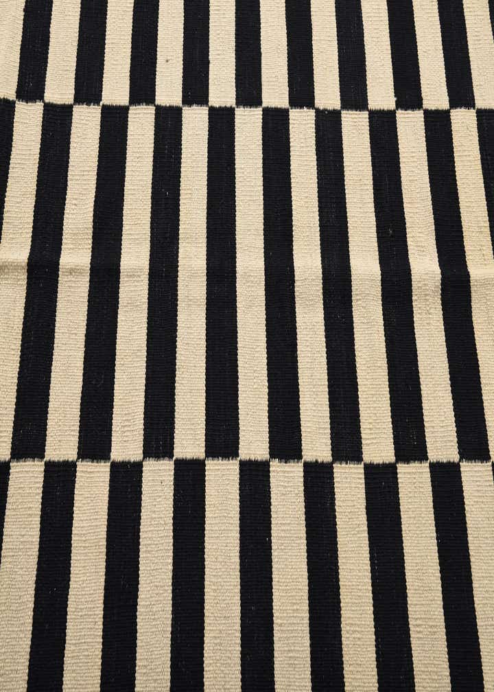 4' 2 x 6' Hand Woven Kilim Modern Wool Rug