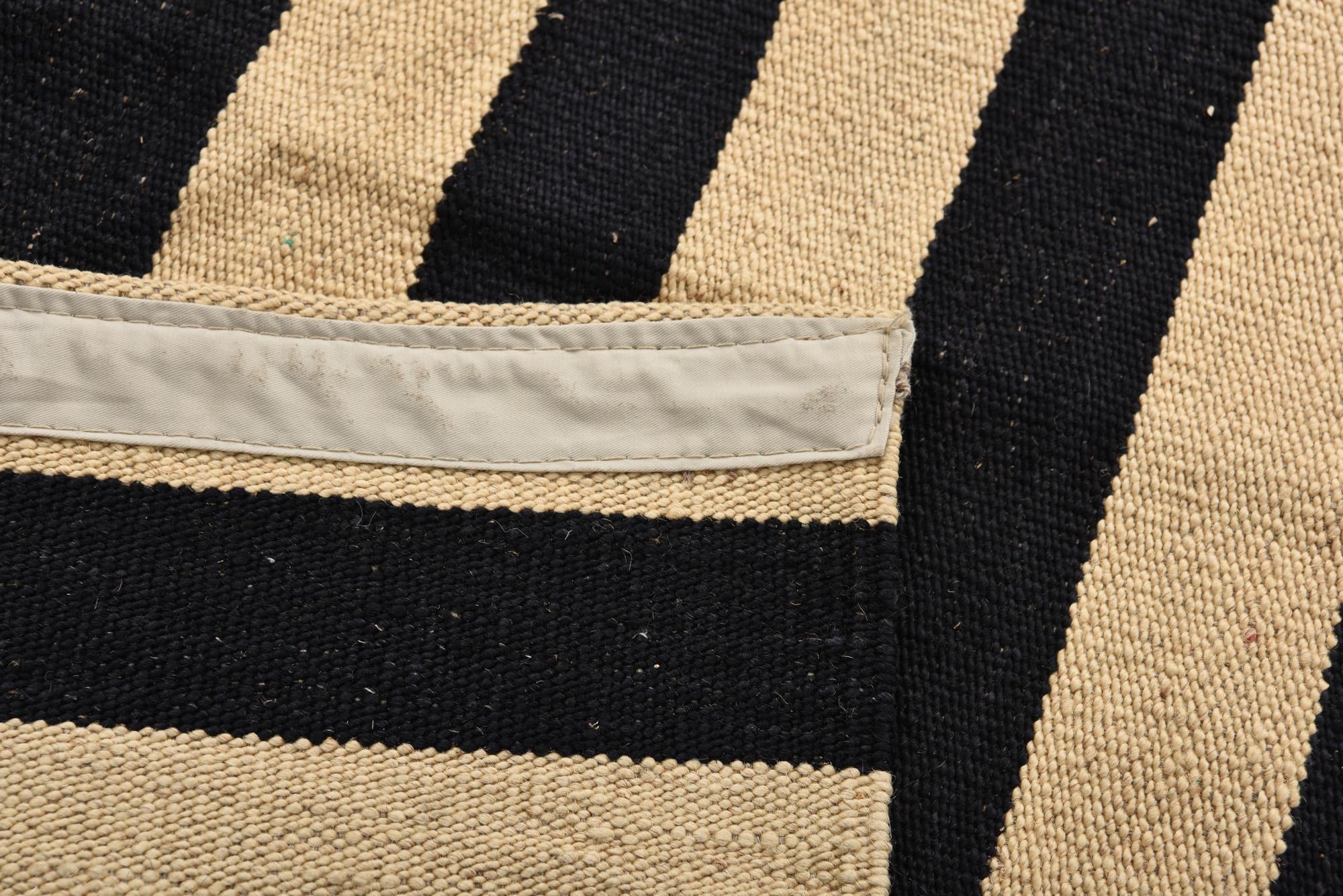 4' 2 x 5' 10 Hand Woven Kilim Modern Wool Rug
