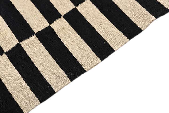 2' 8 x 3' 11 Hand Woven Kilim Modern Wool Rug