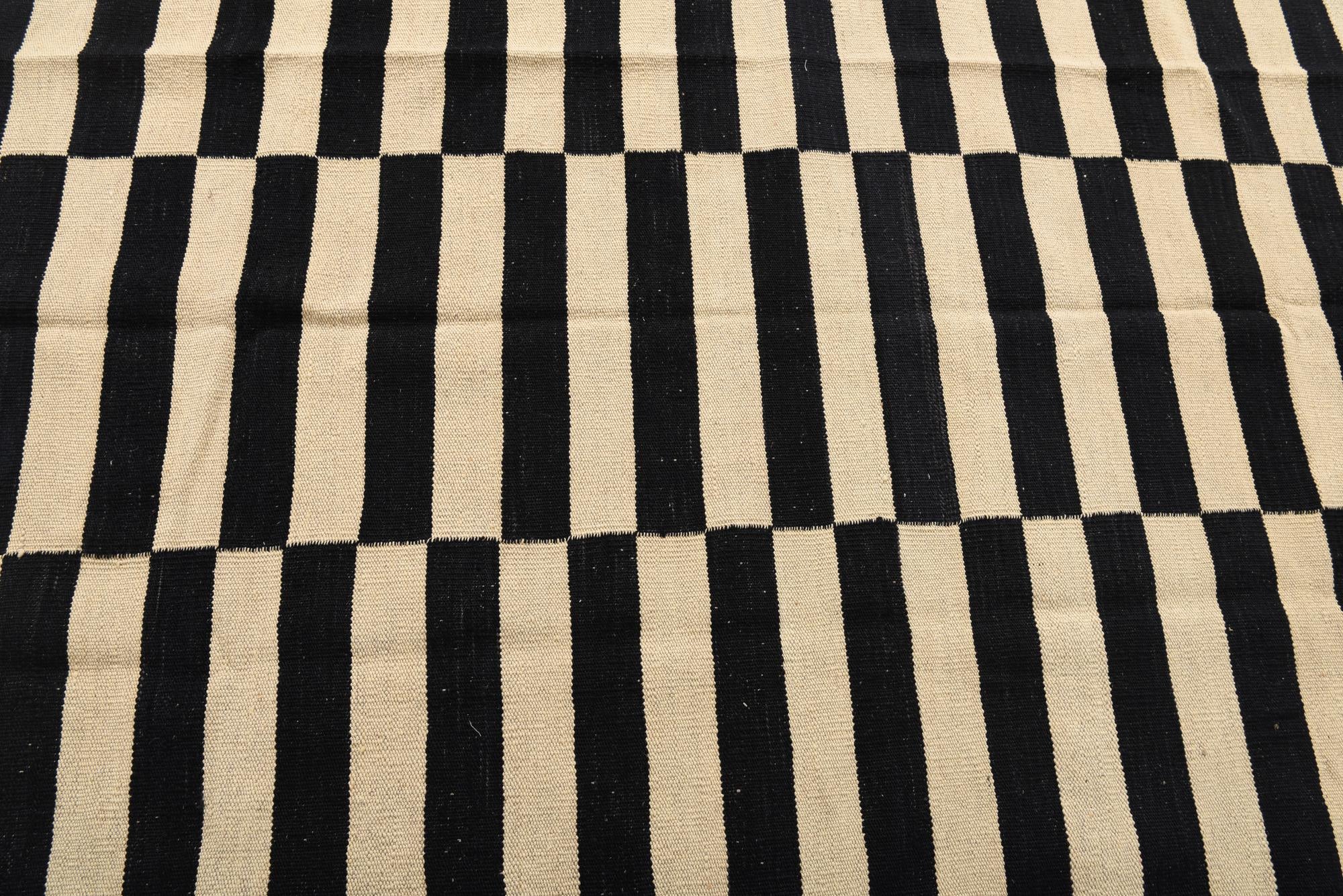 4' x 5' 9 Hand Woven Kilim Modern Wool Rug