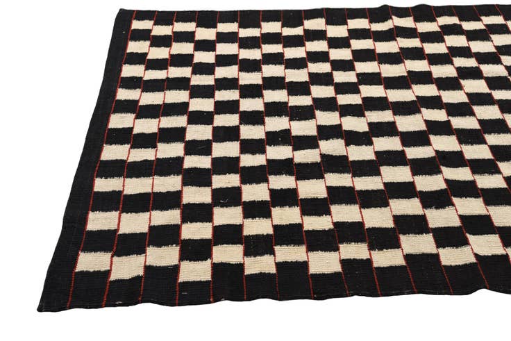 Detail image of 4' 5 x 5' 10 Hand Woven Kilim Modern Wool Rug
