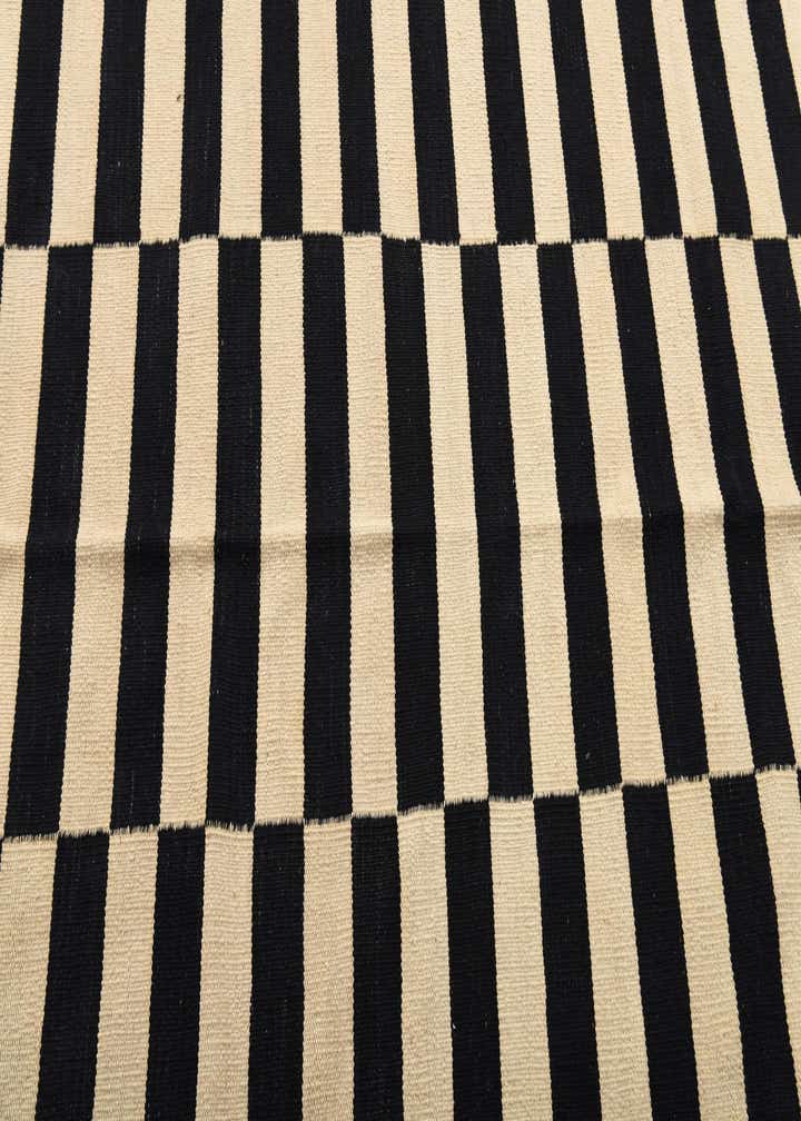 4' 3 x 6' Hand Woven Kilim Modern Wool Rug