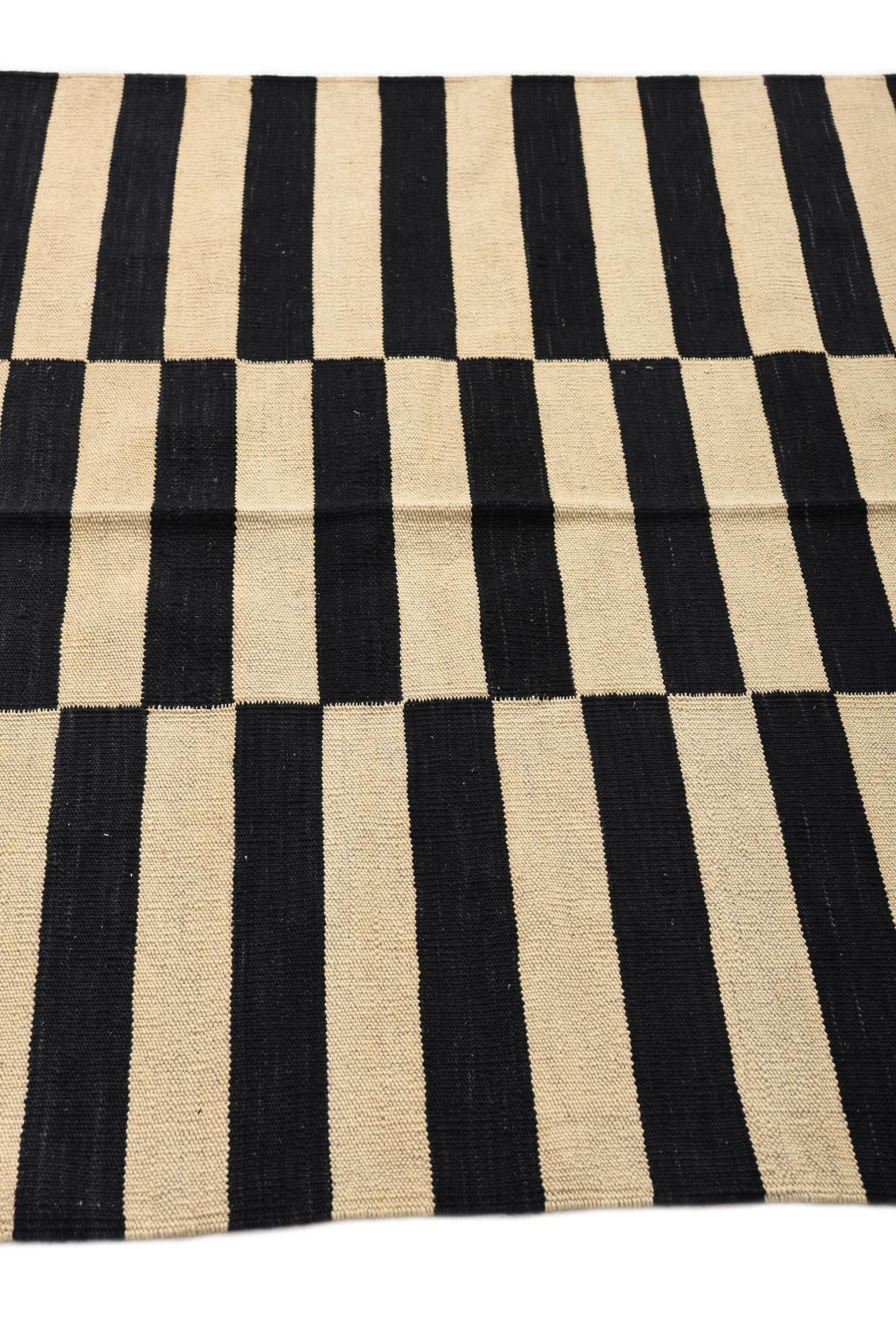 4' 2 x 5' 9 Hand Woven Kilim Modern Wool Rug