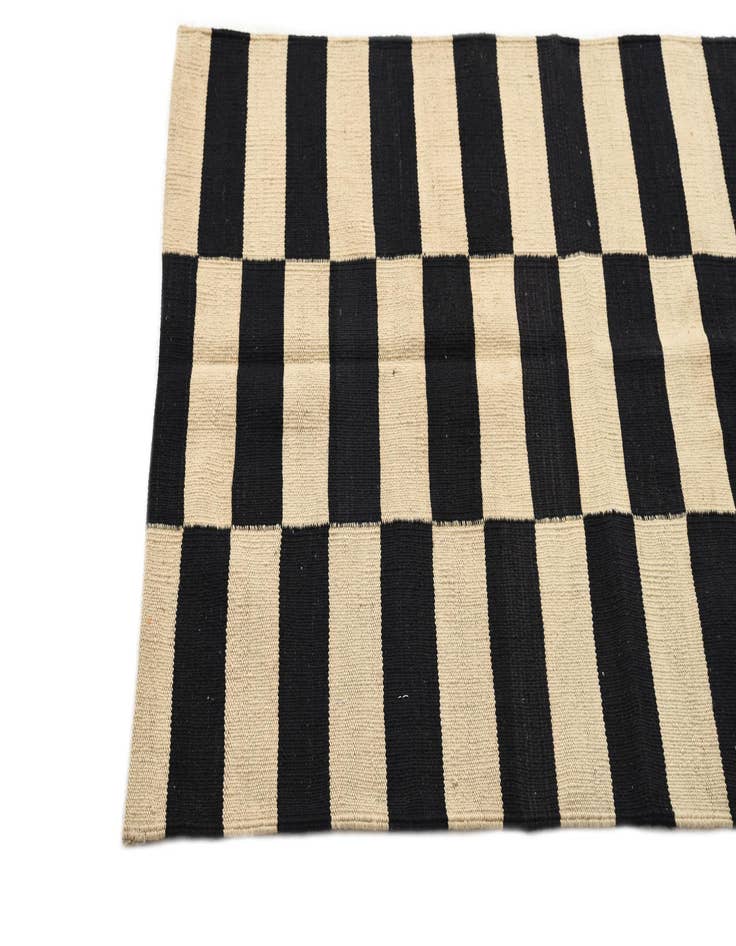 Detail image of 2' 8 x 3' 10 Hand Woven Kilim Modern Wool Rug