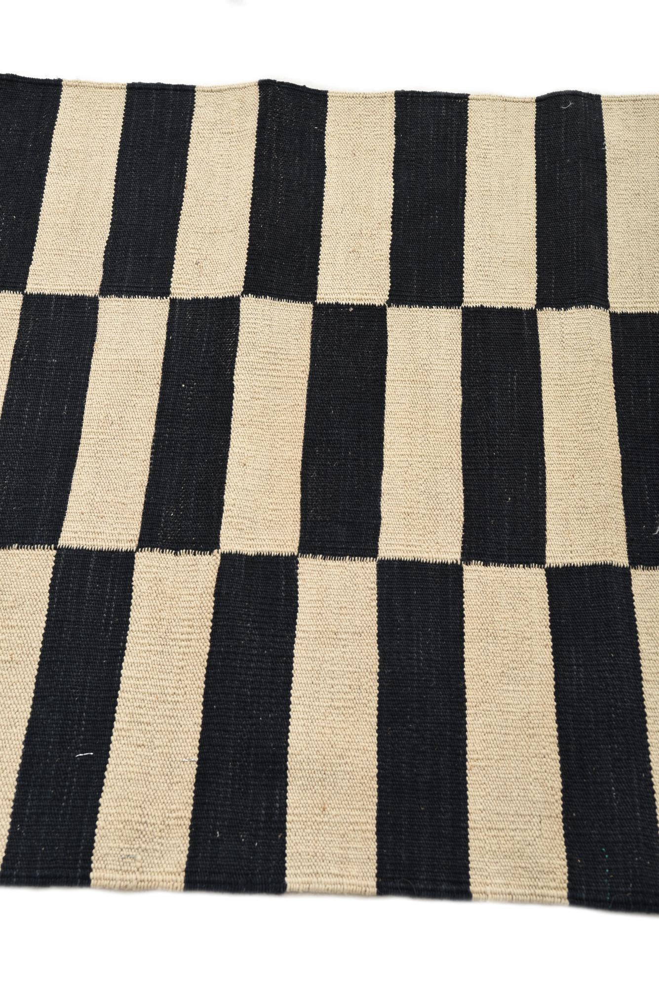 2' 8 x 3' 11 Hand Woven Kilim Modern Wool Rug