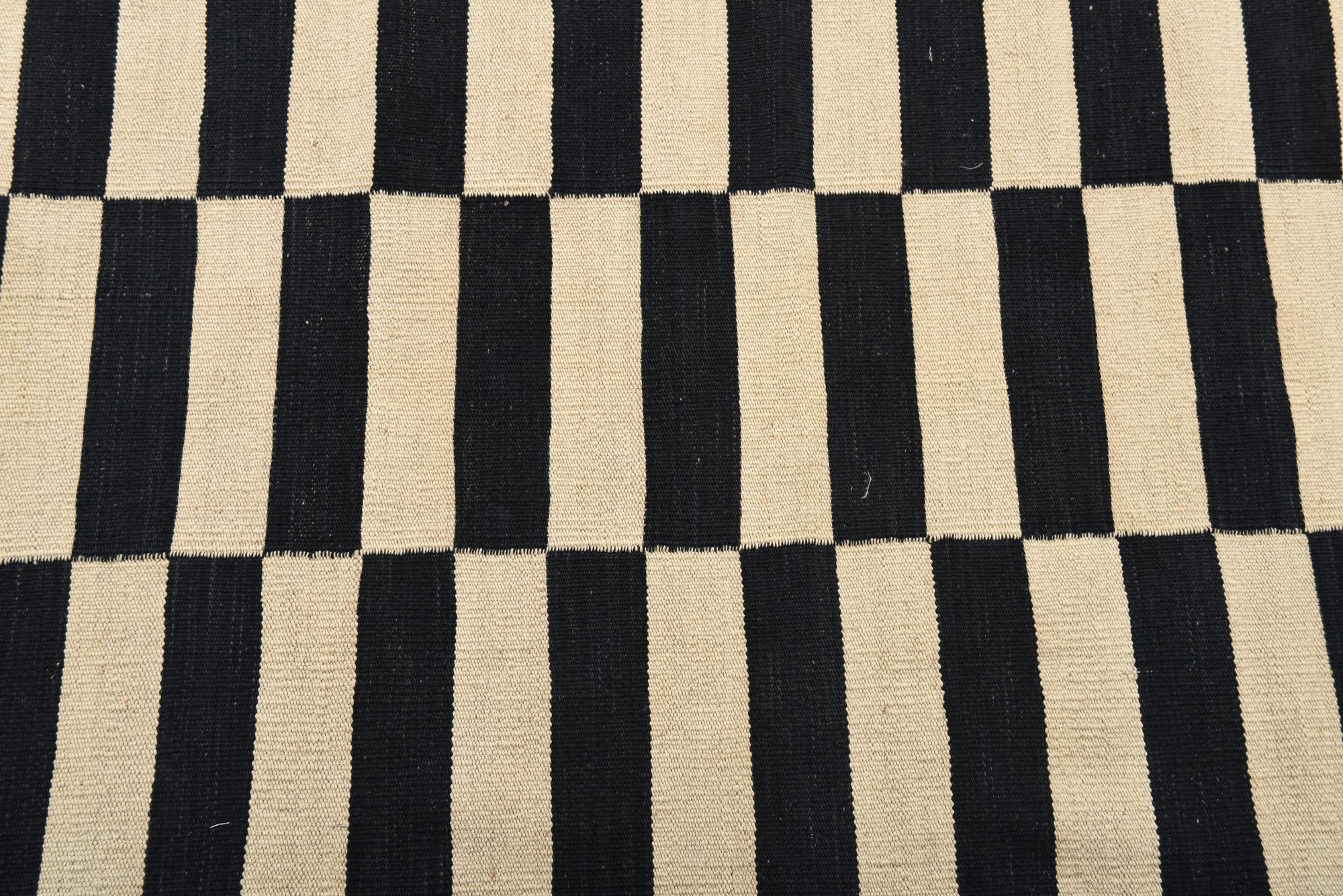 2' 8 x 3' 11 Hand Woven Kilim Modern Wool Rug