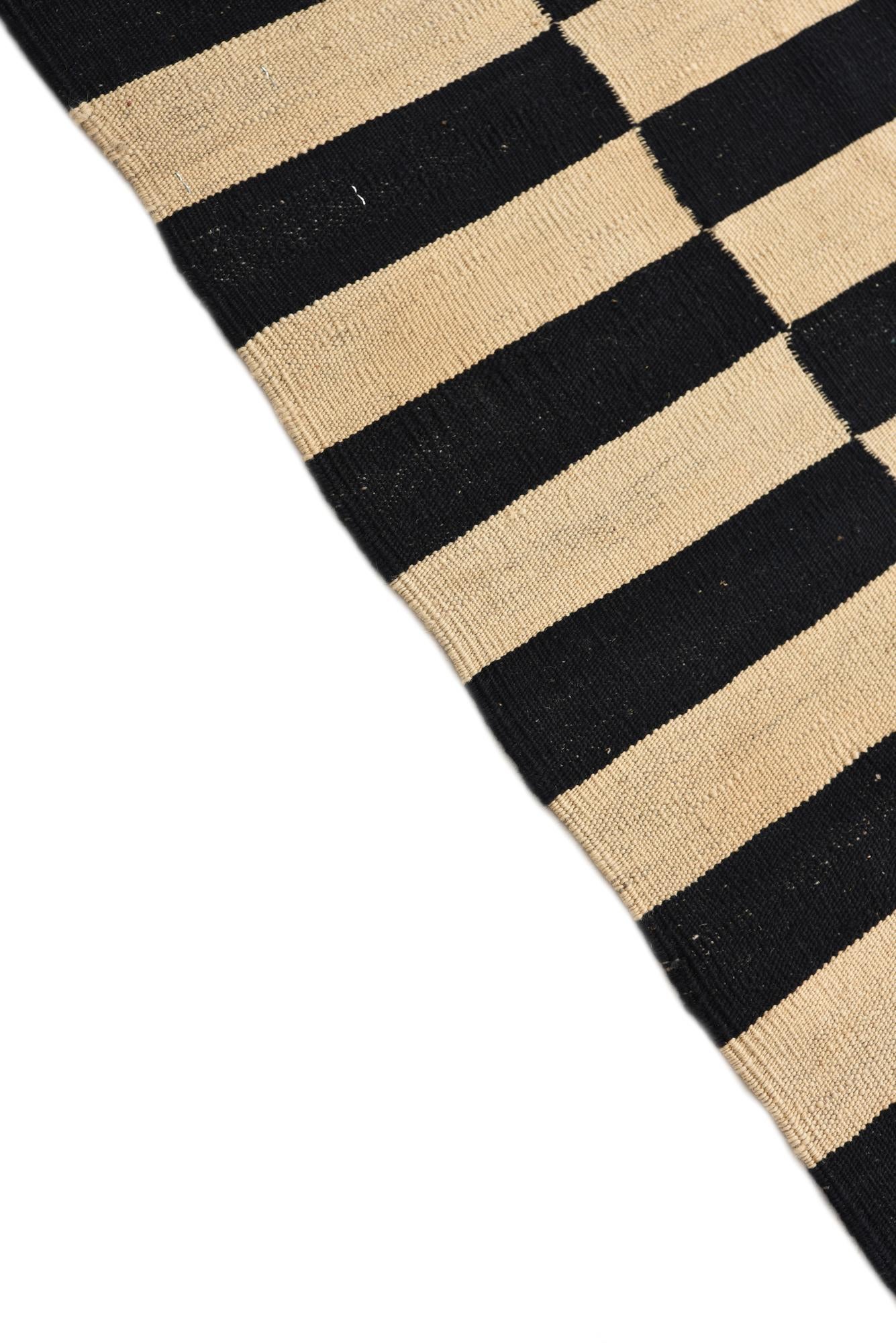 2' 8 x 3' 11 Hand Woven Kilim Modern Wool Rug