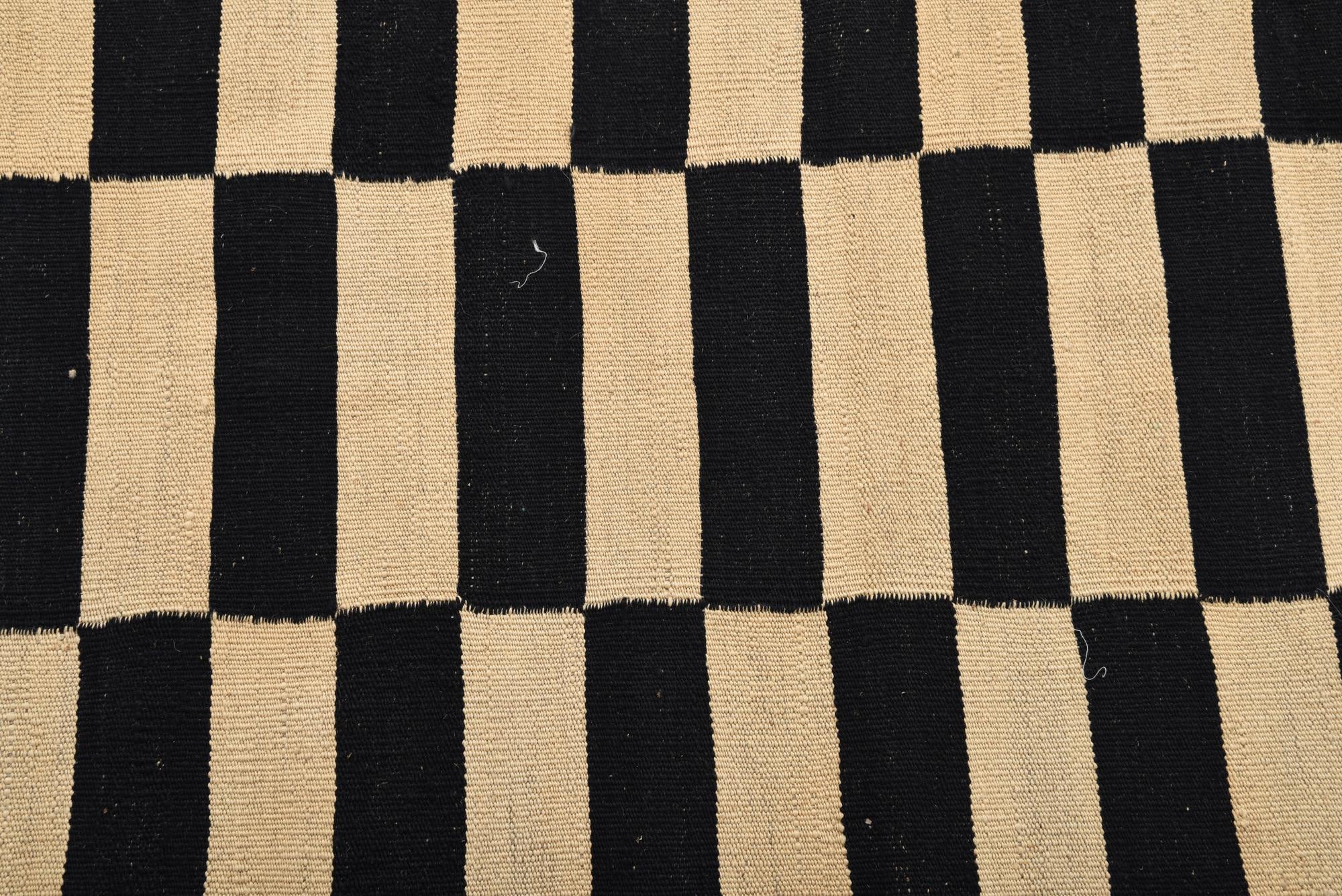 2' 8 x 3' 11 Hand Woven Kilim Modern Wool Rug