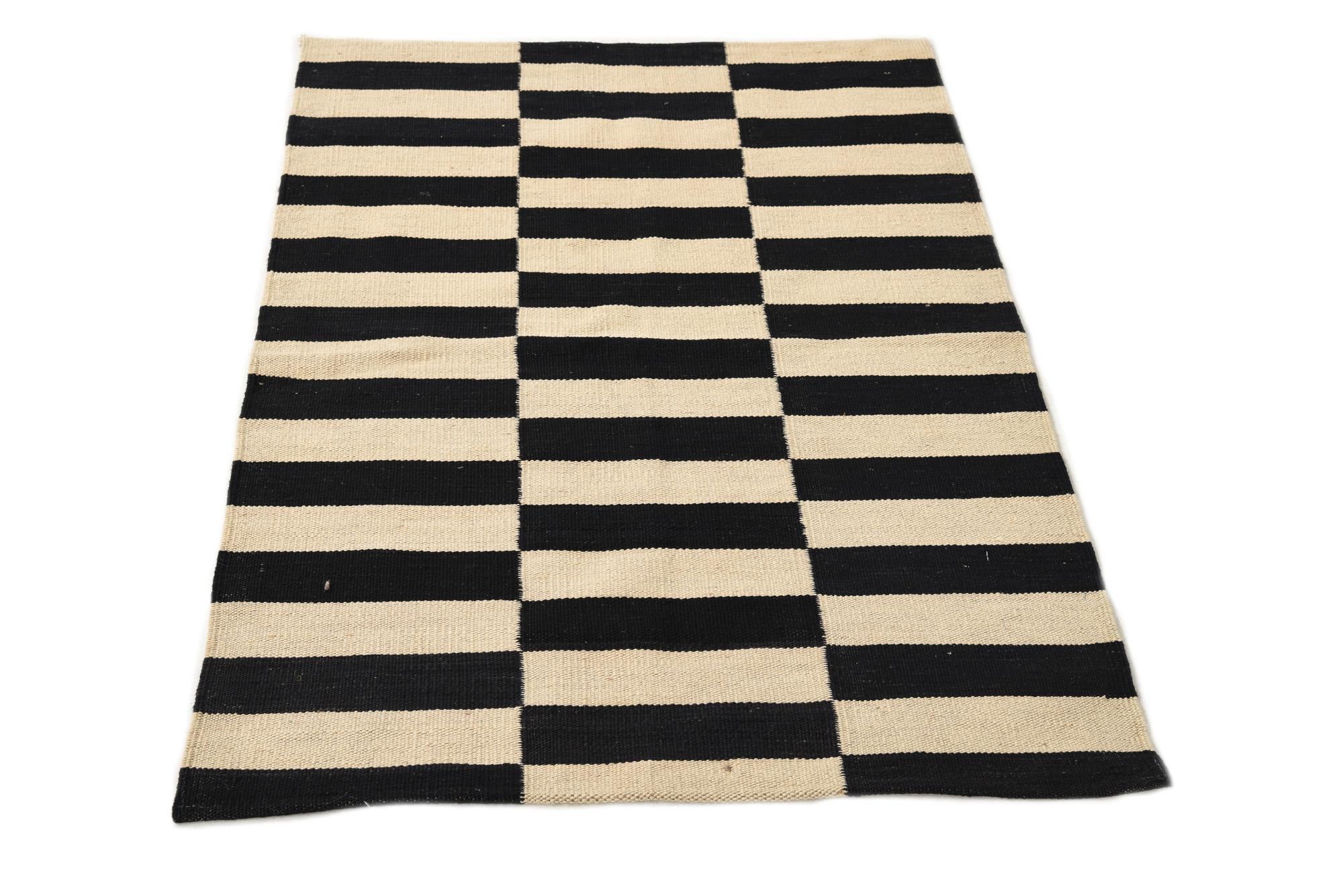 2' 7 x 3' 10 Hand Woven Kilim Modern Wool Rug