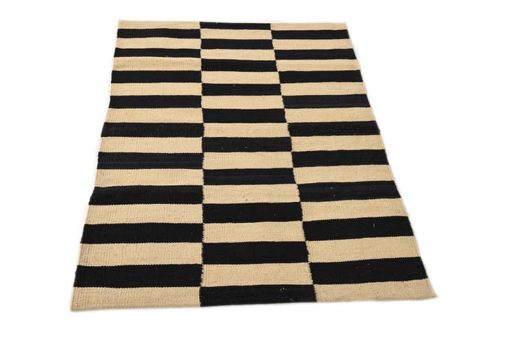 Detail image of 2' 8 x 3' 11 Hand Woven Kilim Modern Wool Rug
