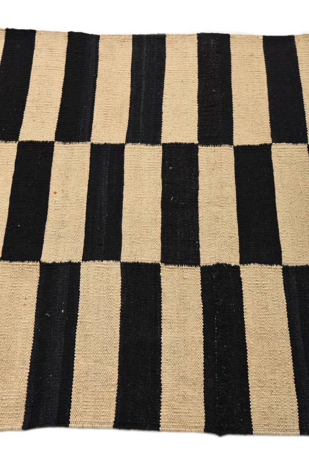 Detail image of 2' 8 x 3' 11 Hand Woven Kilim Modern Wool Rug