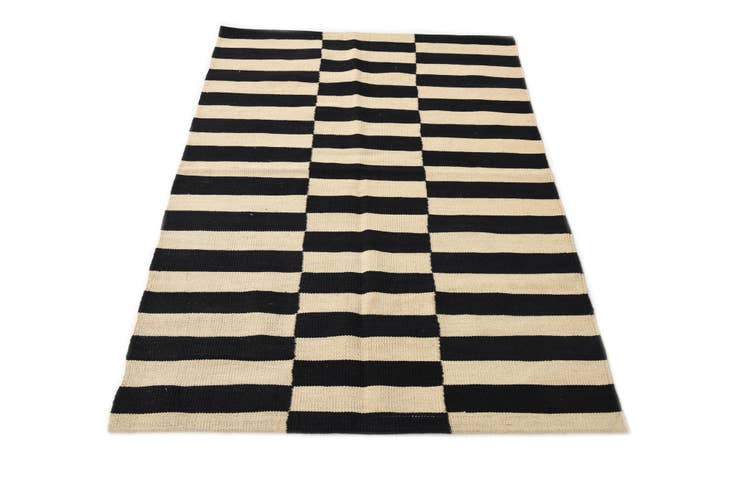 Detail image of 3' 4 x 4' 11 Hand Woven Kilim Modern Wool Rug
