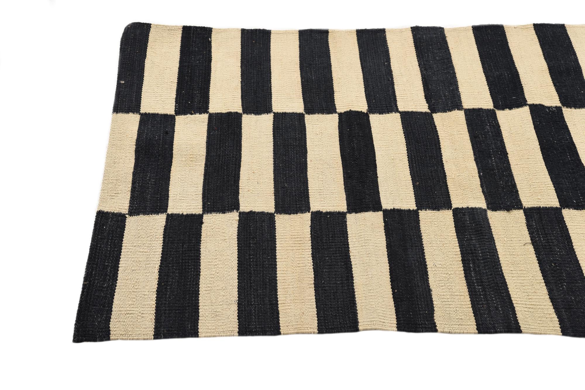 2' 7 x 3' 11 Hand Woven Kilim Modern Wool Rug