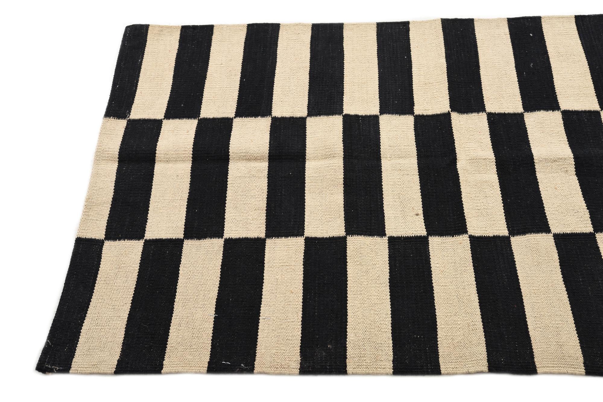 2' 7 x 3' 11 Hand Woven Kilim Modern Wool Rug