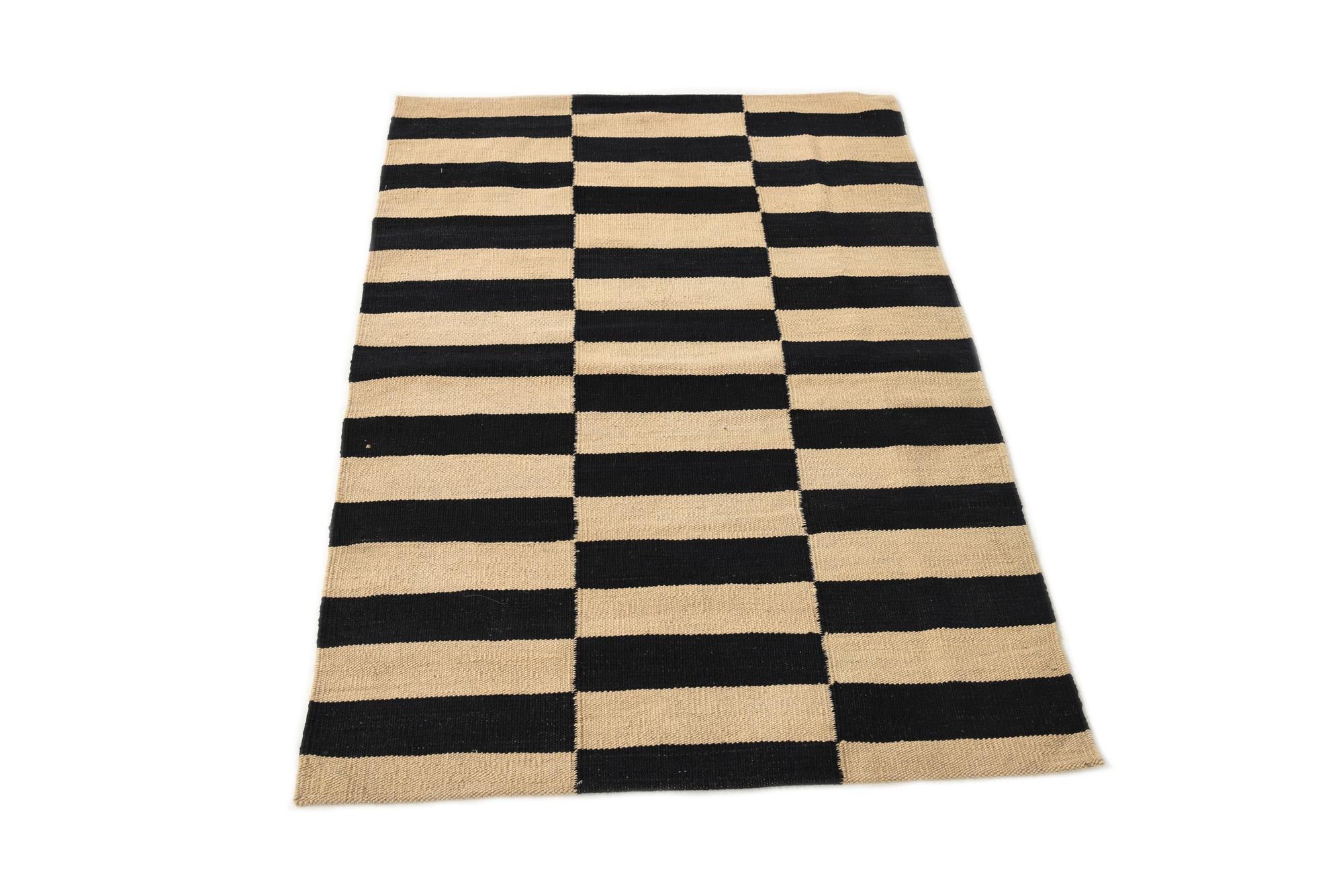 2' 7 x 4' Hand Woven Kilim Modern Wool Rug
