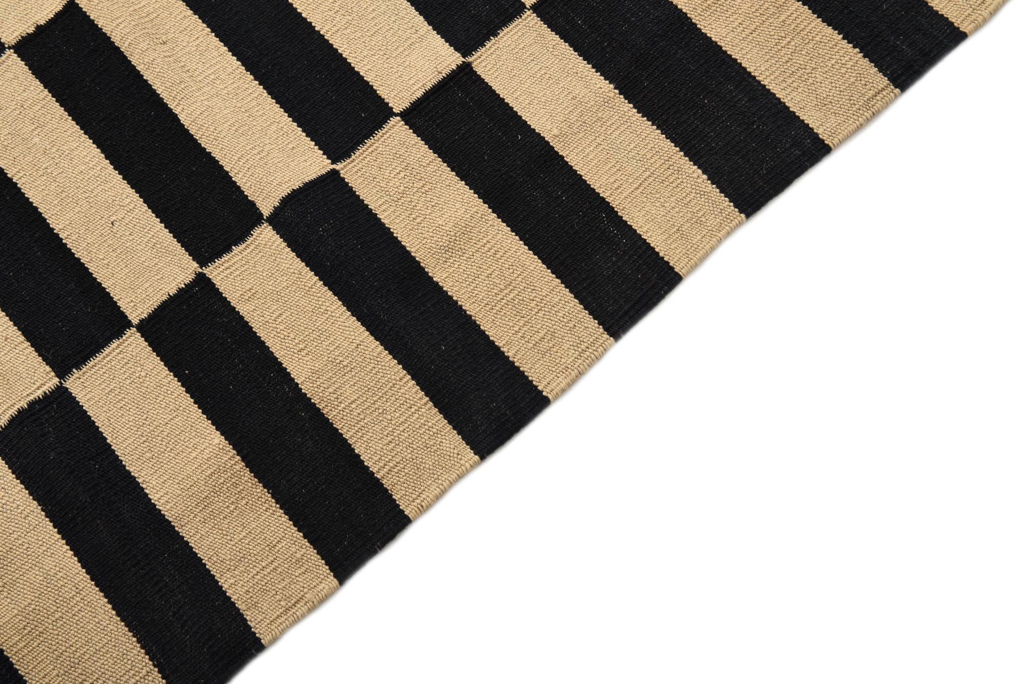 2' 7 x 4' Hand Woven Kilim Modern Wool Rug