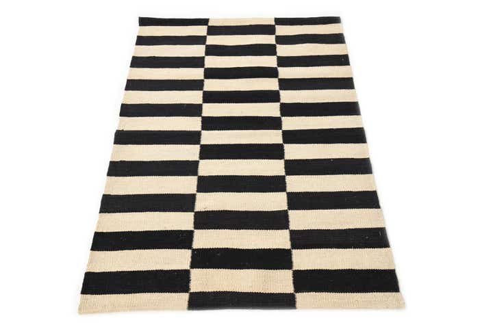 2' 7 x 3' 11 Hand Woven Kilim Modern Wool Rug