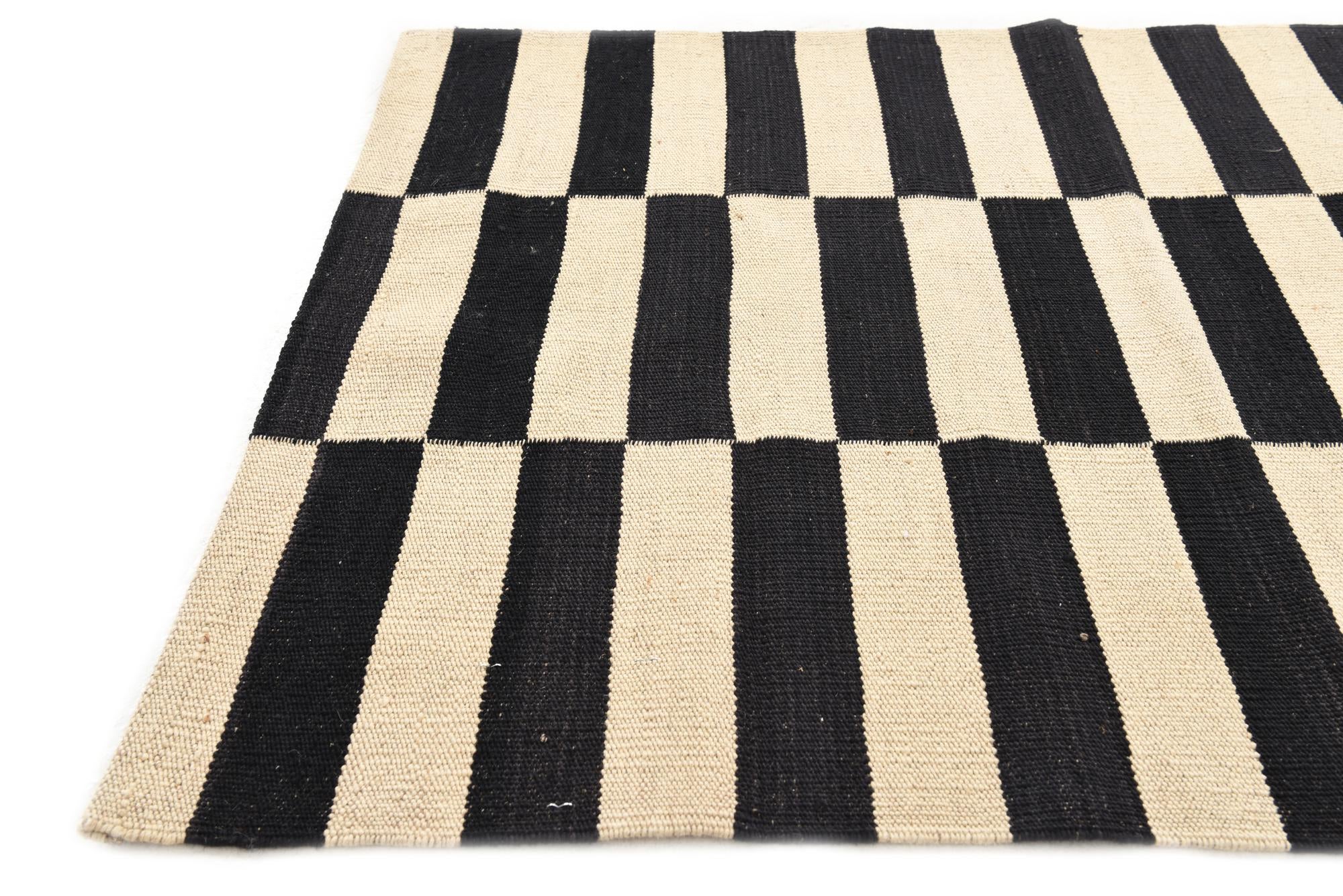 2' 7 x 3' 11 Hand Woven Kilim Modern Wool Rug
