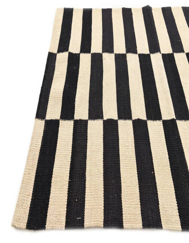 Detail image of 2' 7 x 3' 11  Hand Woven Kilim Modern Wool Rug