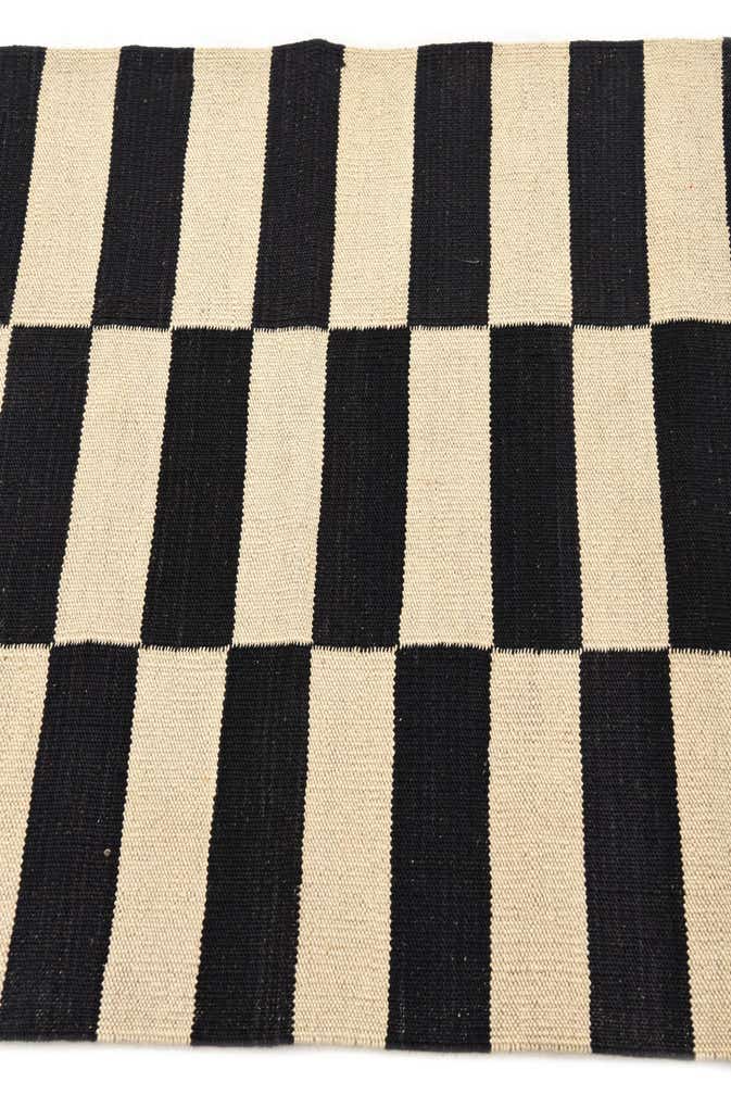 2' 7 x 3' 11 Hand Woven Kilim Modern Wool Rug