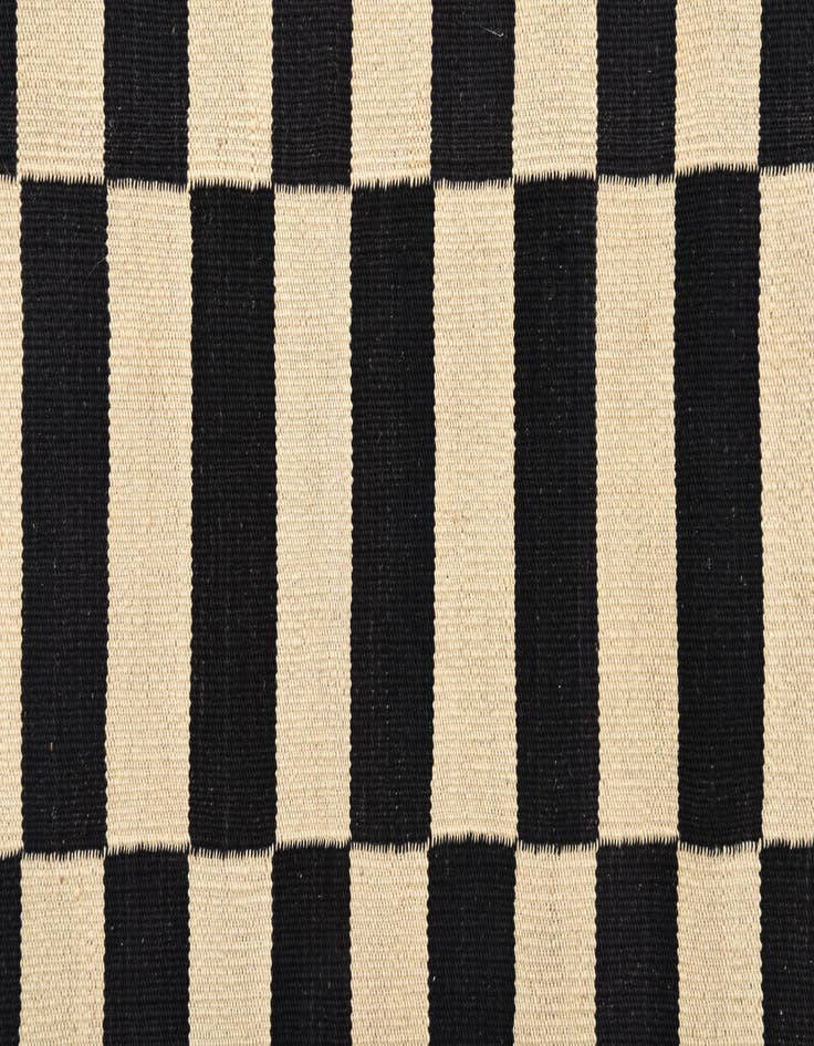 Detail image of 2' 7 x 3' 11  Hand Woven Kilim Modern Wool Rug