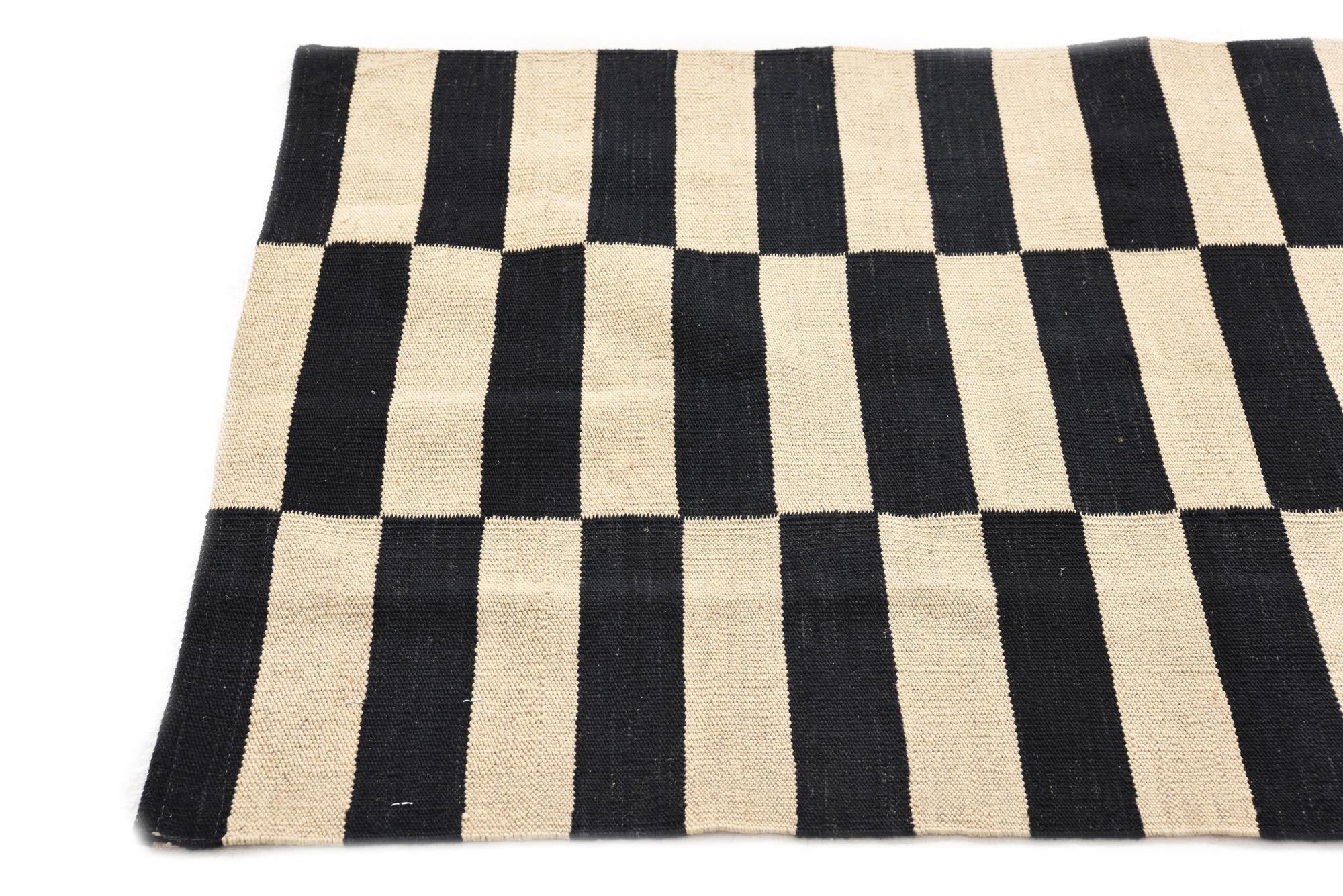 2' 7 x 3' 11 Hand Woven Kilim Modern Wool Rug