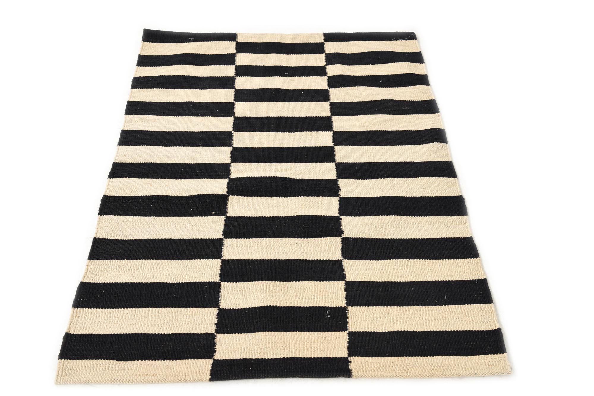 2' 8 x 4' Hand Woven Kilim Modern Wool Rug