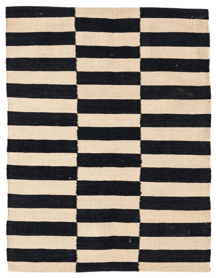 Detail image of 2' 8 x 4' Hand Woven Kilim Modern Wool Rug