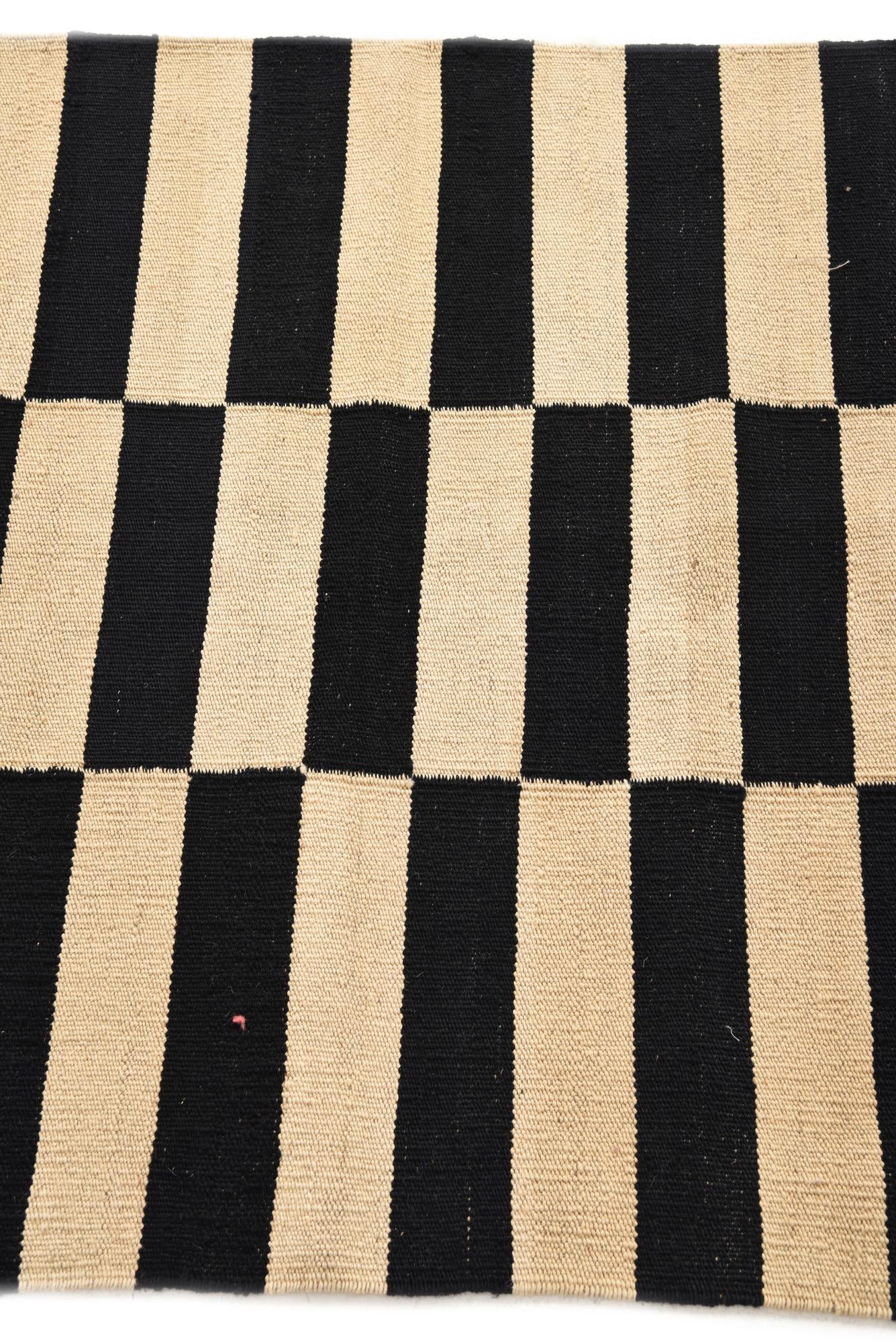 2' 8 x 4' Hand Woven Kilim Modern Wool Rug