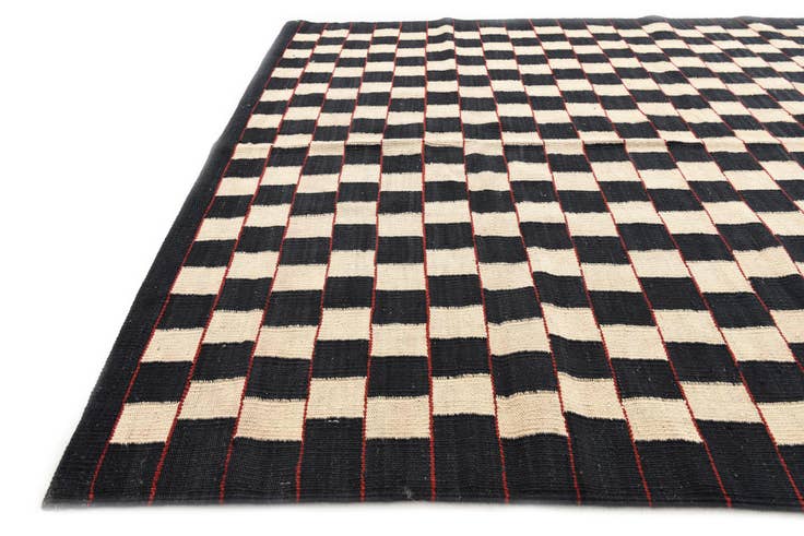 Detail image of 4' 11 x 6' 4 Hand Woven Kilim Modern Wool Rug