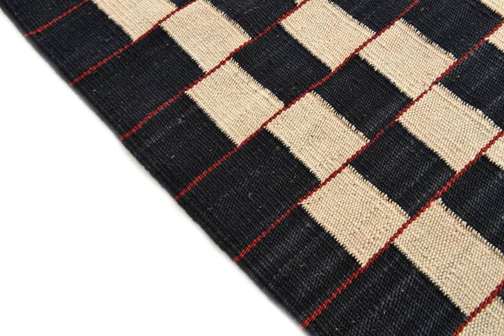Detail image of 4' 11 x 6' 4 Hand Woven Kilim Modern Wool Rug
