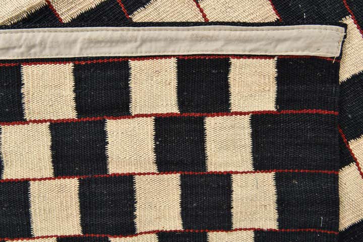 4' 11 x 6' 4 Hand Woven Kilim Modern Wool Rug