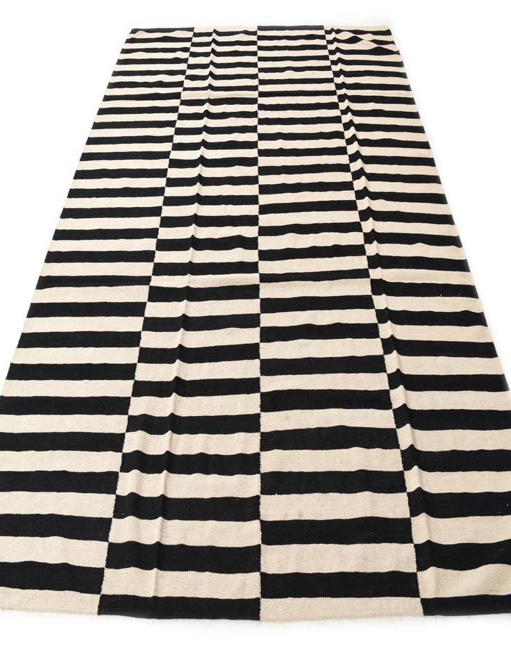 Detail image of 8' 3 x 9' 10 Hand Woven Kilim Modern Wool Rug