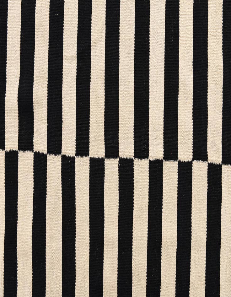 Detail image of 8' 3 x 9' 10 Hand Woven Kilim Modern Wool Rug