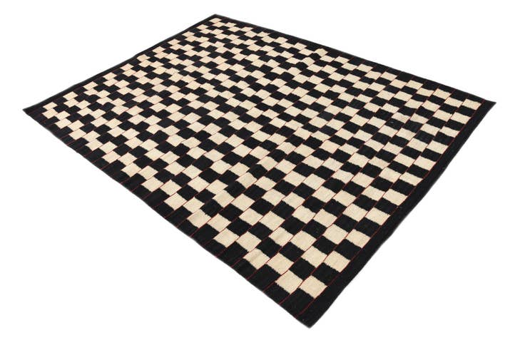 Detail image of 4' 10 x 6' 4 Hand Woven Kilim Modern Wool Rug