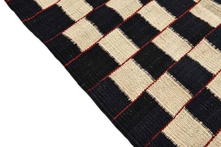 Detail image of 4' 10 x 6' 4 Hand Woven Kilim Modern Wool Rug