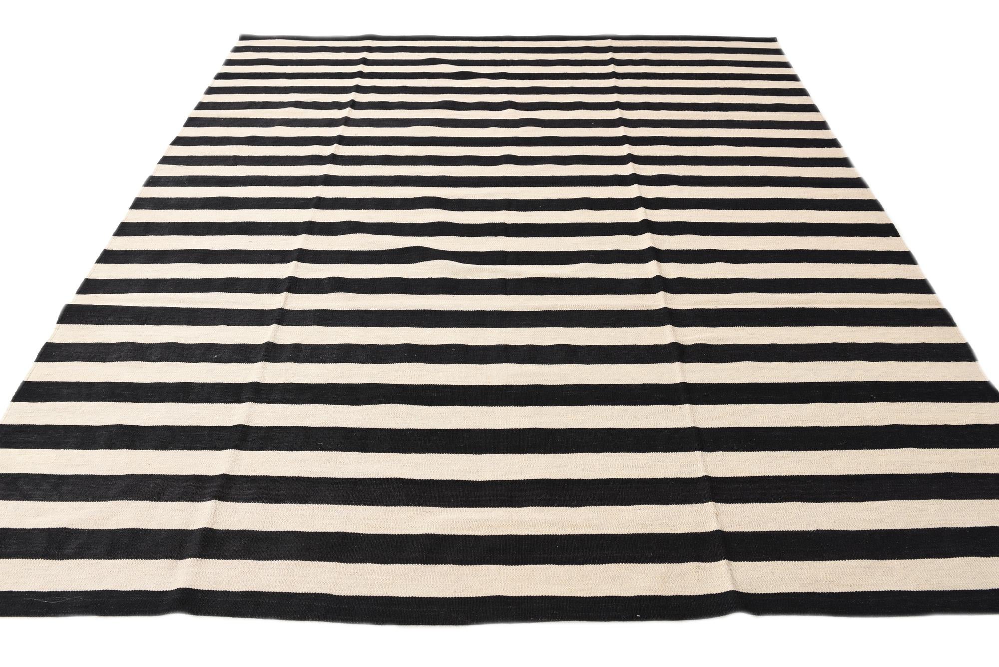 8' 6 x 9' 8 Hand Woven Kilim Modern Wool Rug