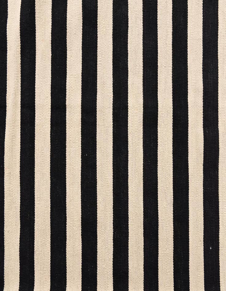 Detail image of 8' 6 x 9' 8  Hand Woven Kilim Modern Wool Rug
