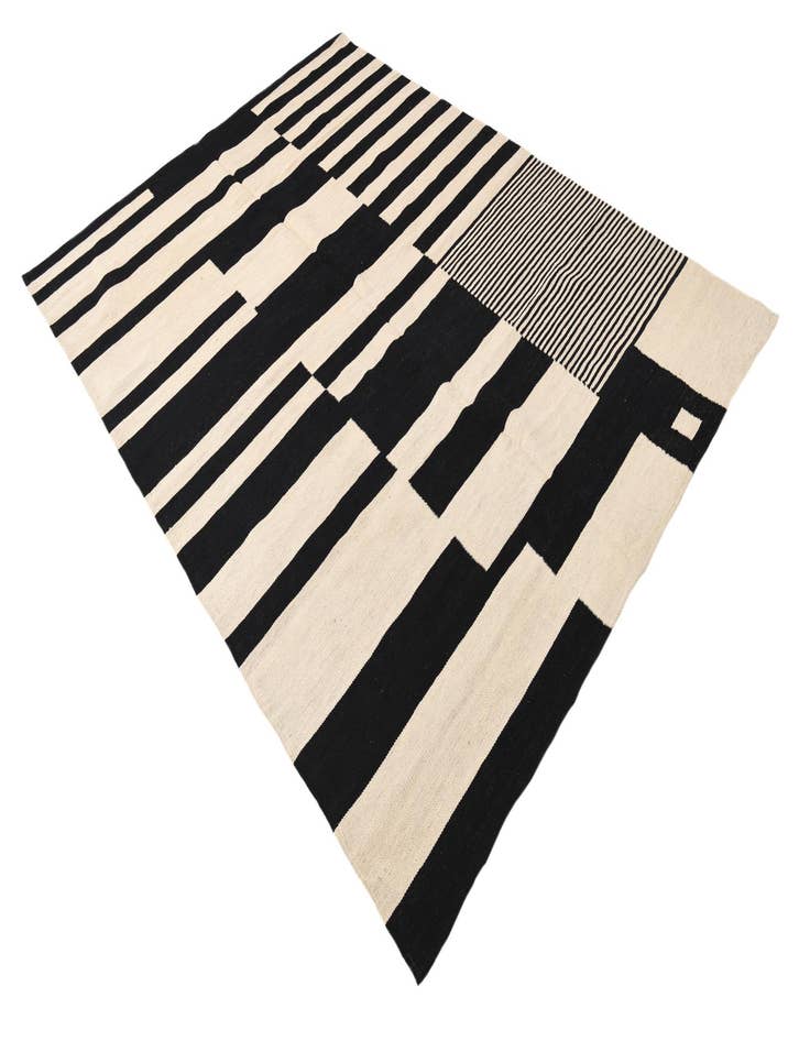 Detail image of 5' 8 x 7' 9  Hand Woven Kilim Modern Wool Rug